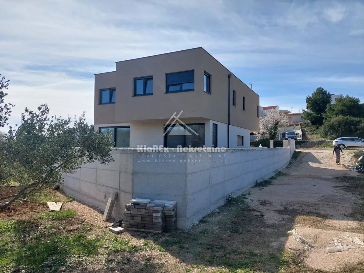 Kuća - Tisno, 125m2