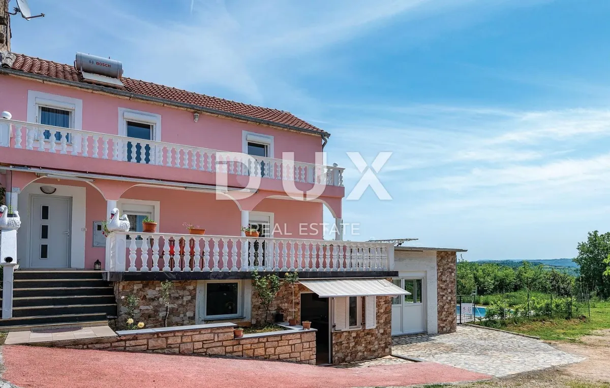 Kuća - Brtonigla, 220m2