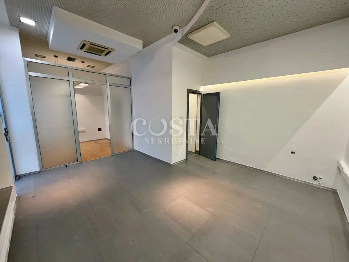 Poslovni Prostor - Zadar, 36m2