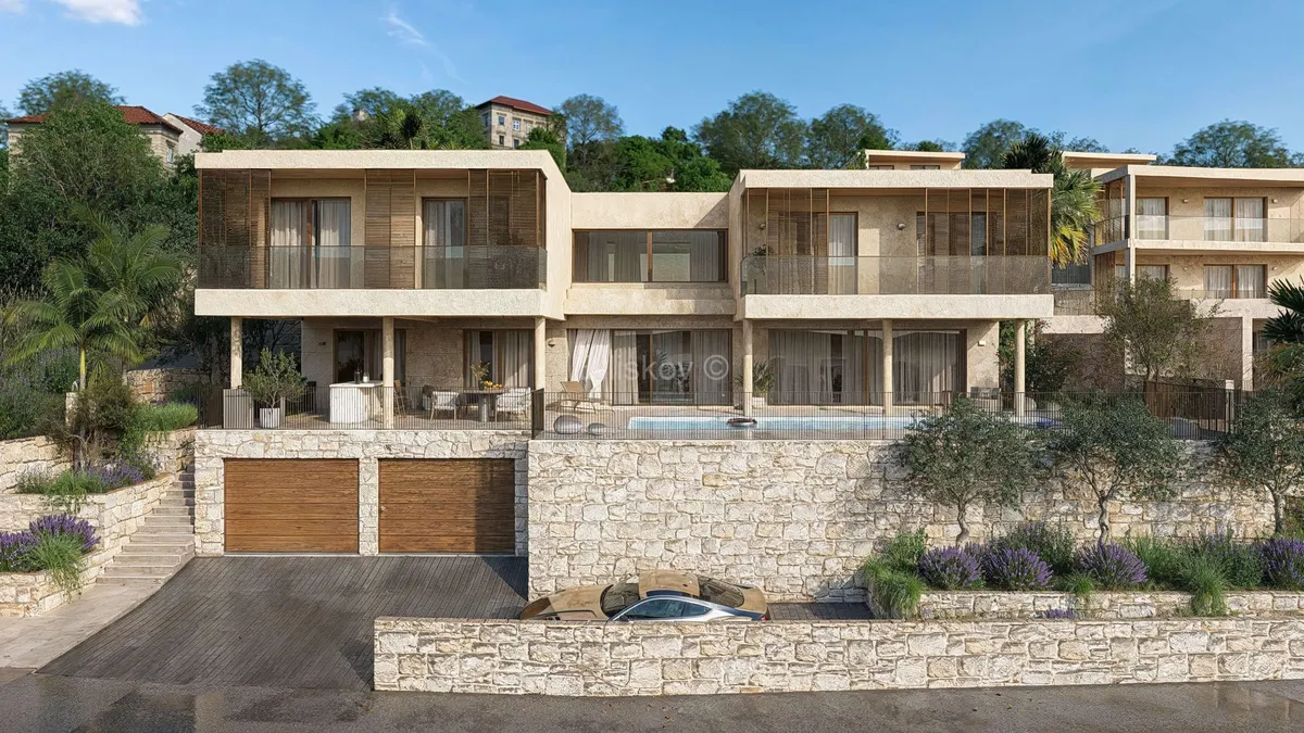 Kuća - Trogir, 347.75m2