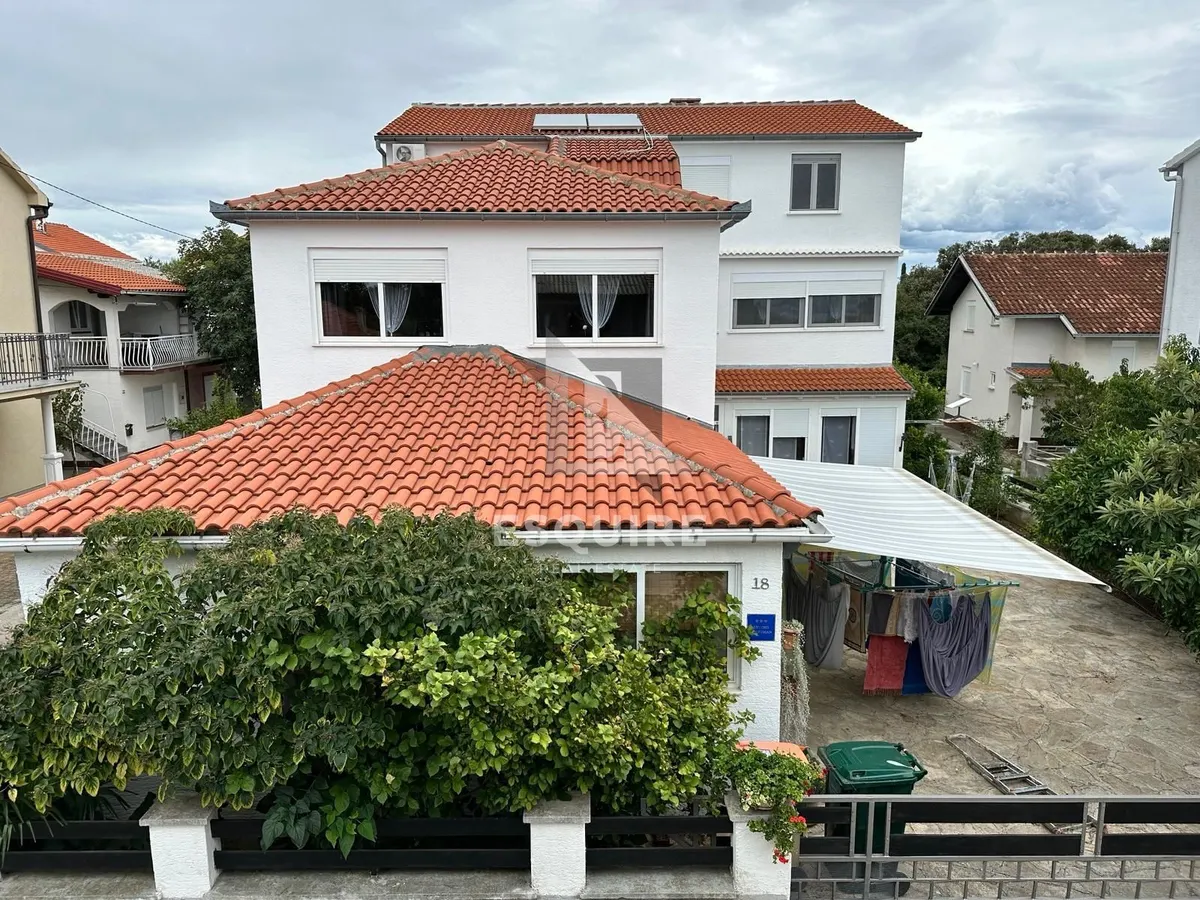 House - Zadar - Okolica, 188m2