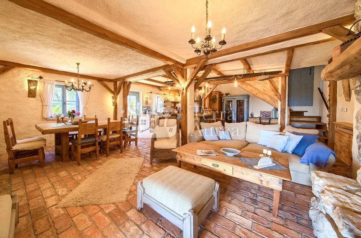 Kuća - Malinska-Dubašnica, 270m2