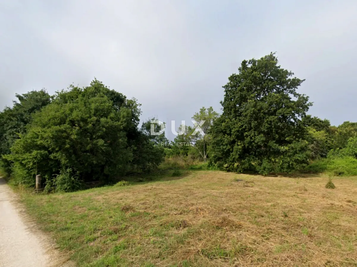Zemljište - Ližnjan, 557m2