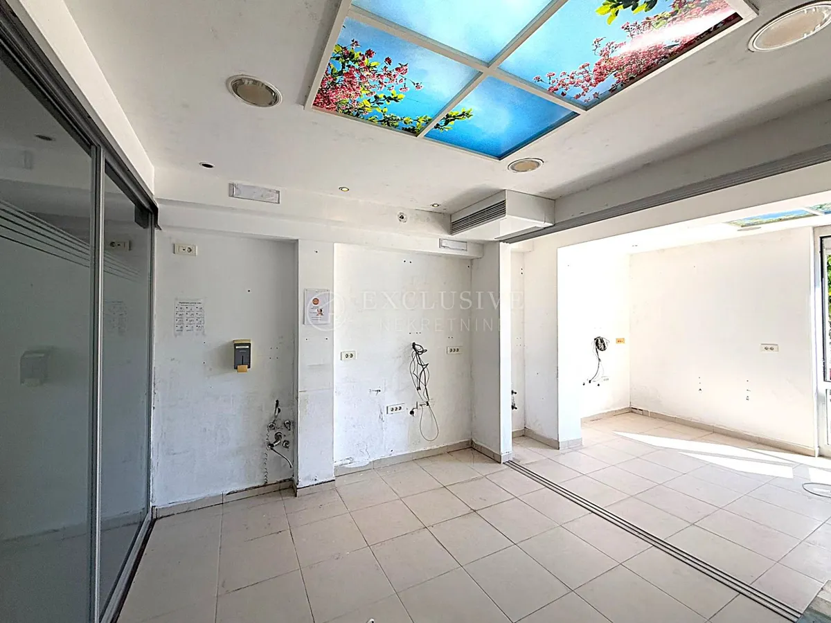 Poslovni Prostor - Matulji, 780m2