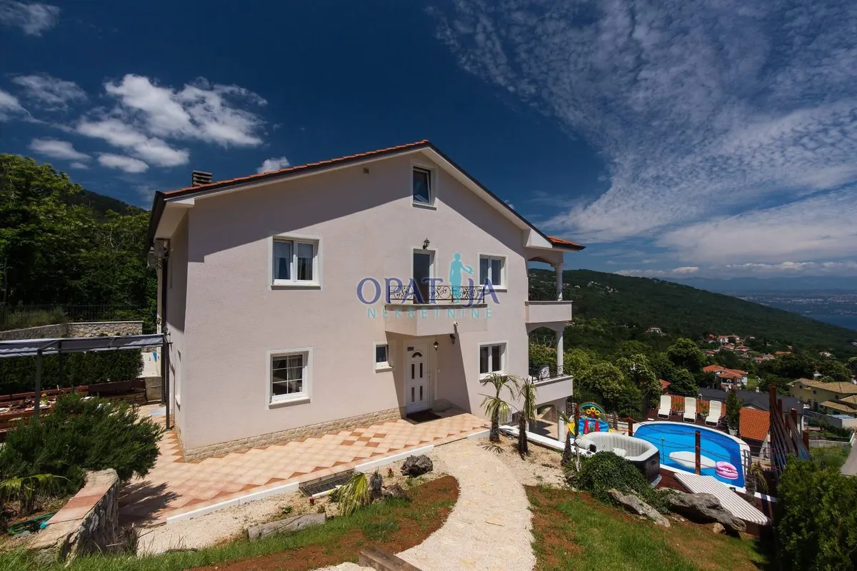 Kuća - Lovran, 270m2