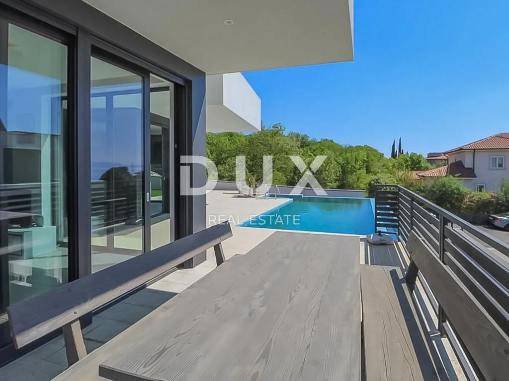 Kuća - Kostrena, 330m2