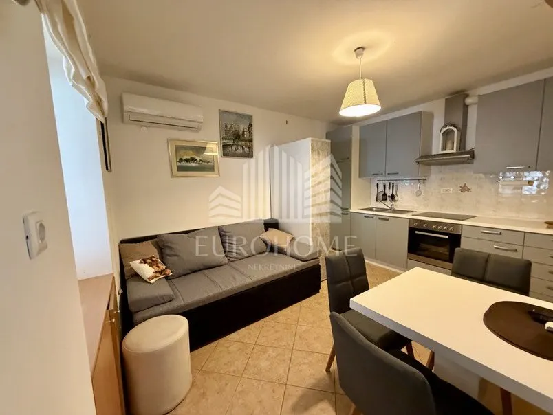 Apartment - Opatija - Okolica, 50m2