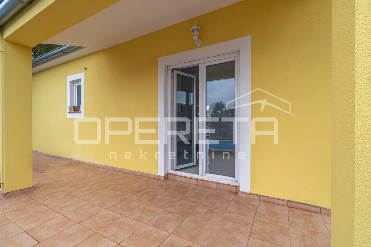 Kuća - Čabrunići, Svetvinčenat, Svetvinčenat, 70m2