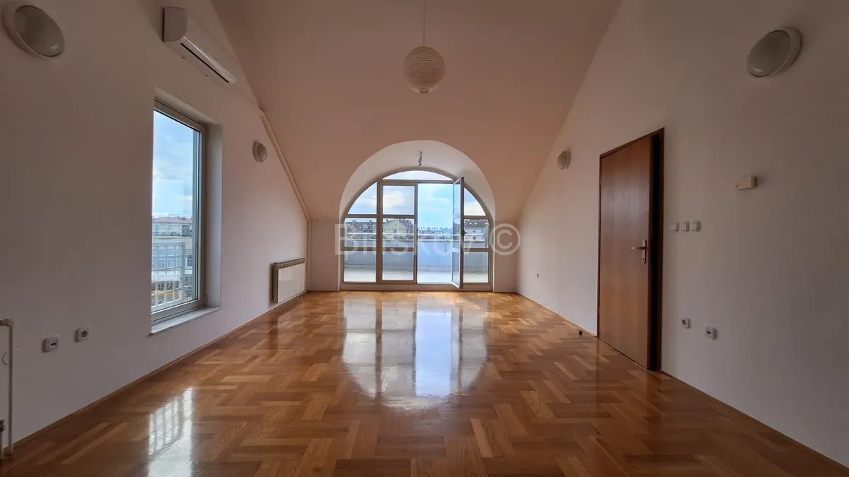 Poslovni Prostor - Ulica Ante Topića Mimare, Malešnica, Zagreb, 110m2