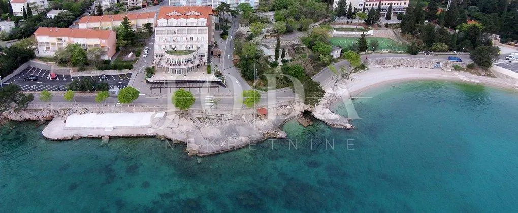 Poslovni Prostor - Crikvenica, 5000m2