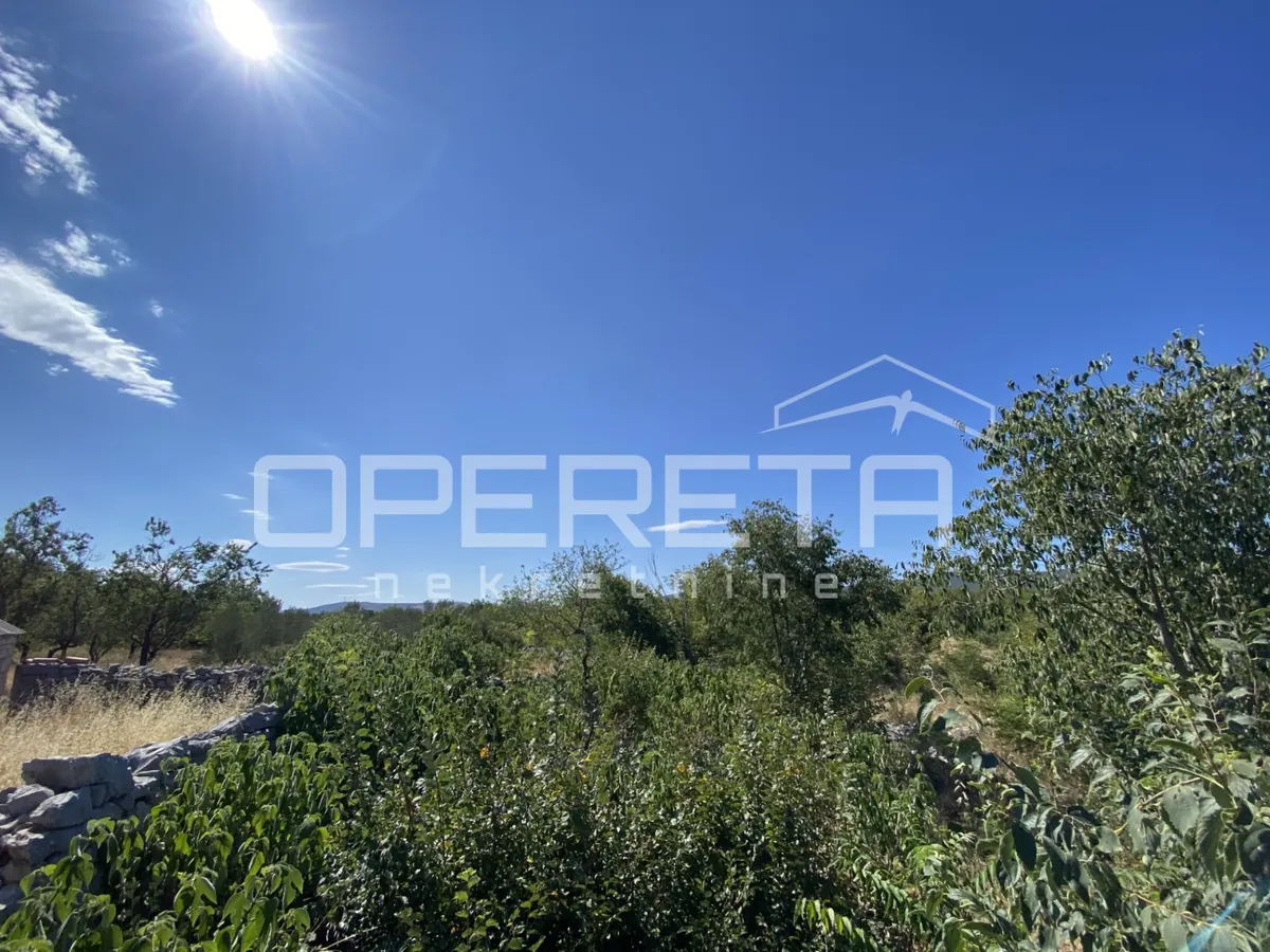Land - Lozovac, Šibenik okolica, Šibenik, 700m2
