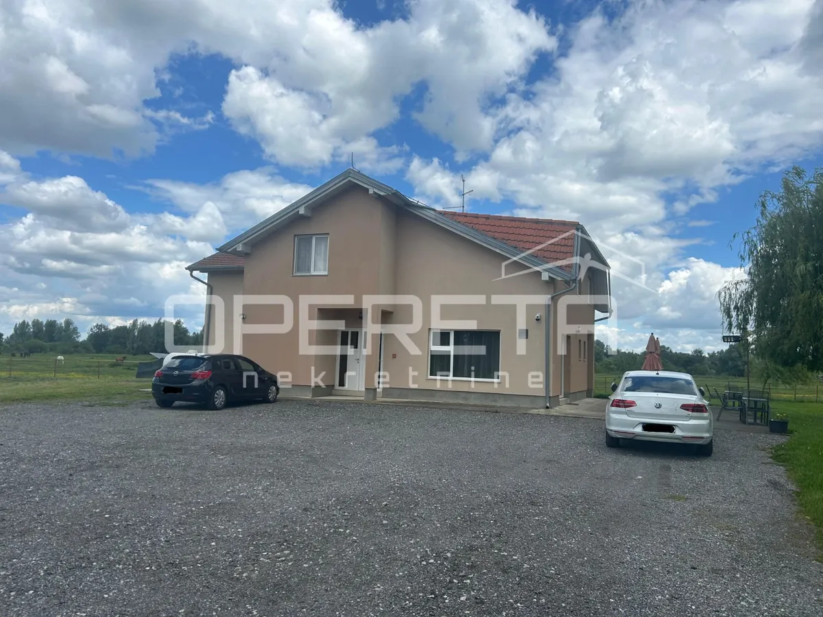 Poslovni Prostor - Perešfeld, Osijek, Osijek, 356m2