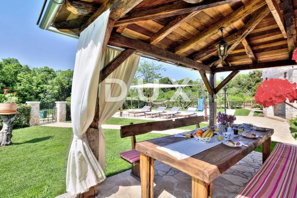 Kuća - Umag, 180m2
