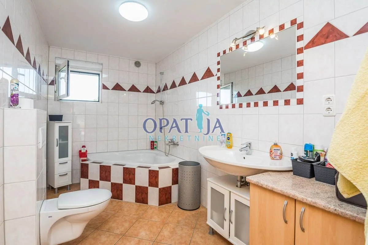 Kuća - Vir, 165m2