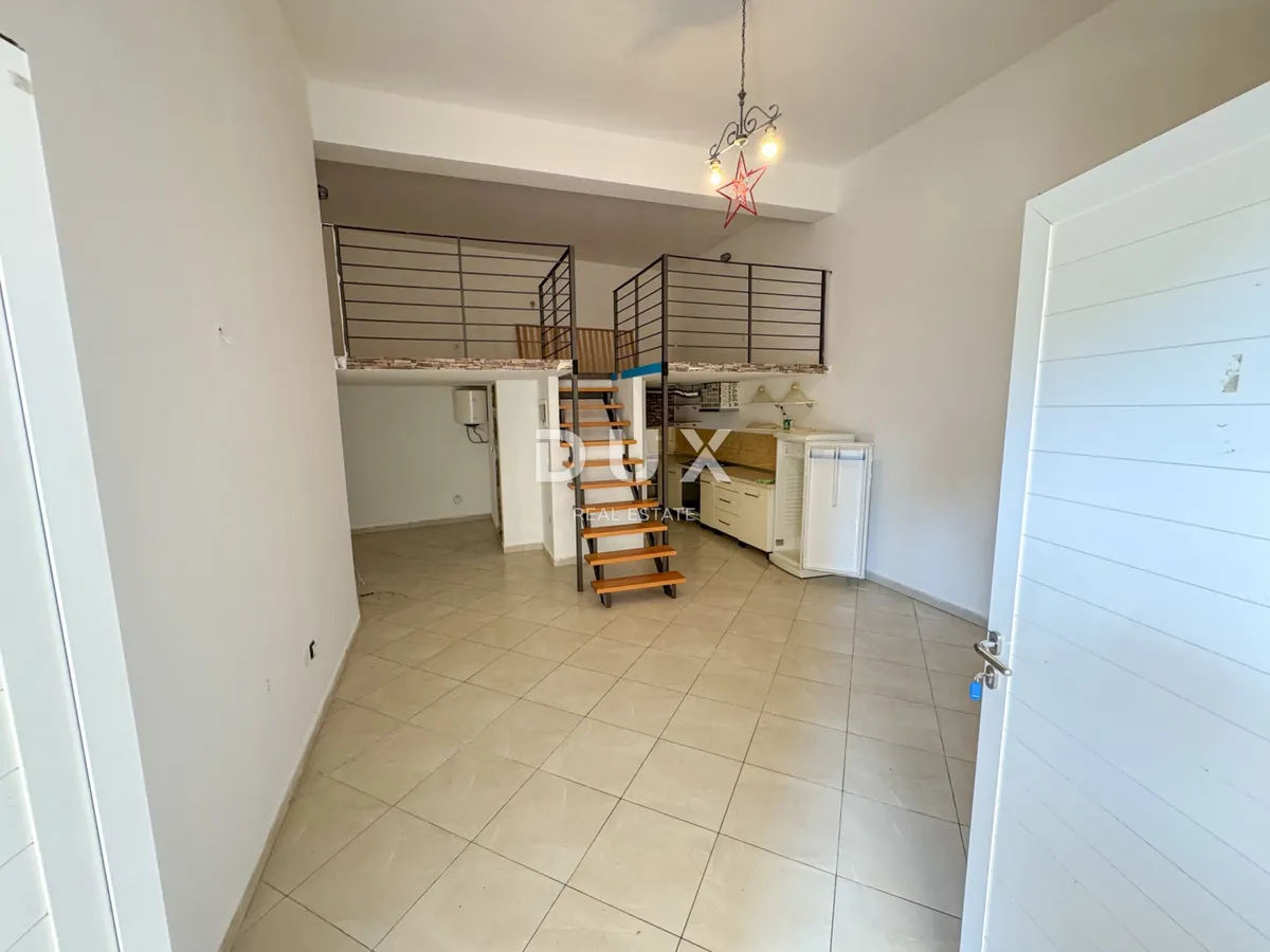Poslovni Prostor - Labin, 38.18m2