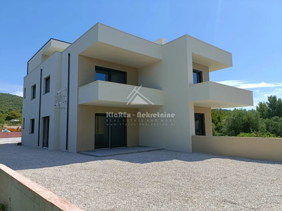 Apartment - Tribunj, 106m2