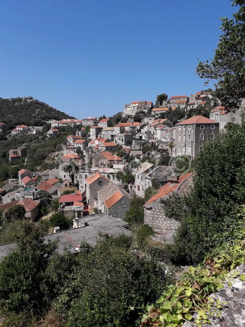 House - Lastovo, 250m2