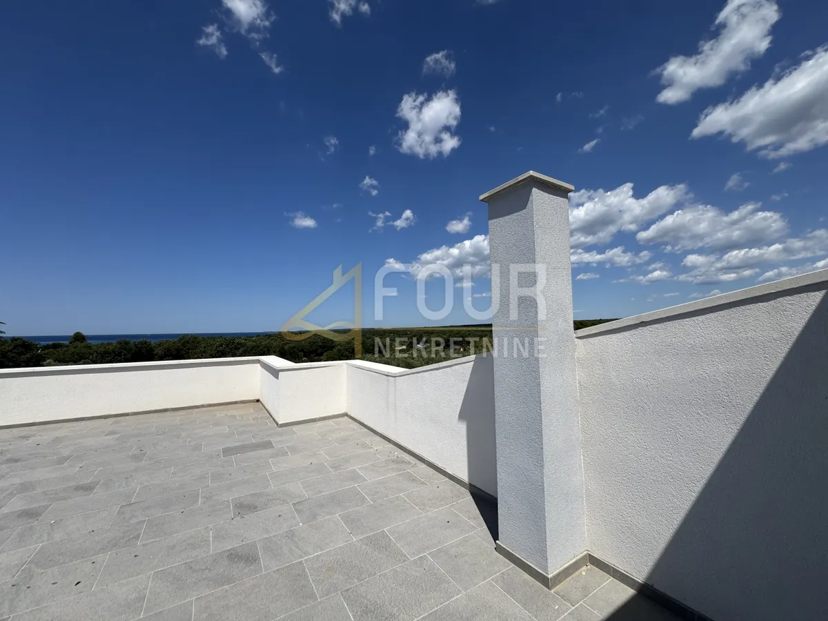 Kuća - Vodnjan, 270m2