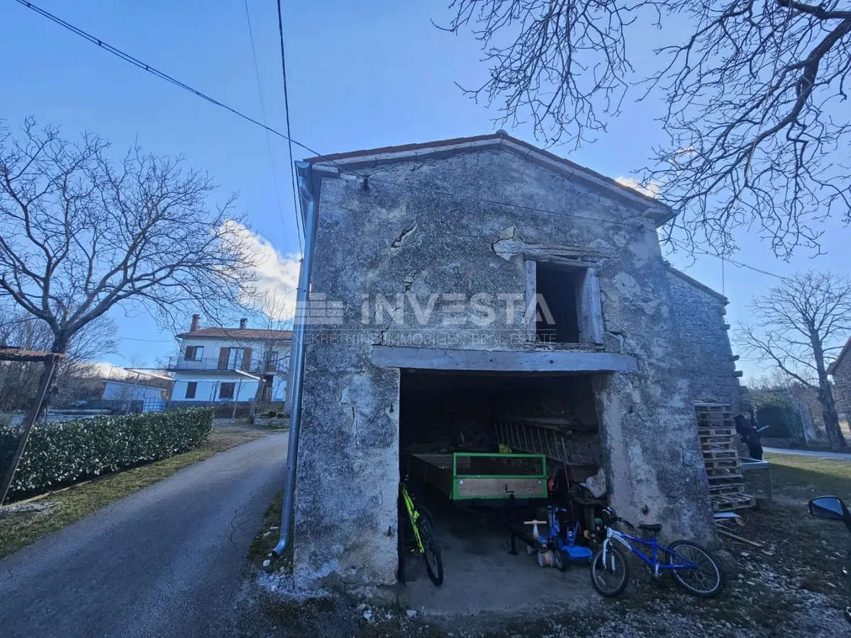 Kuća - Buzet, 520m2