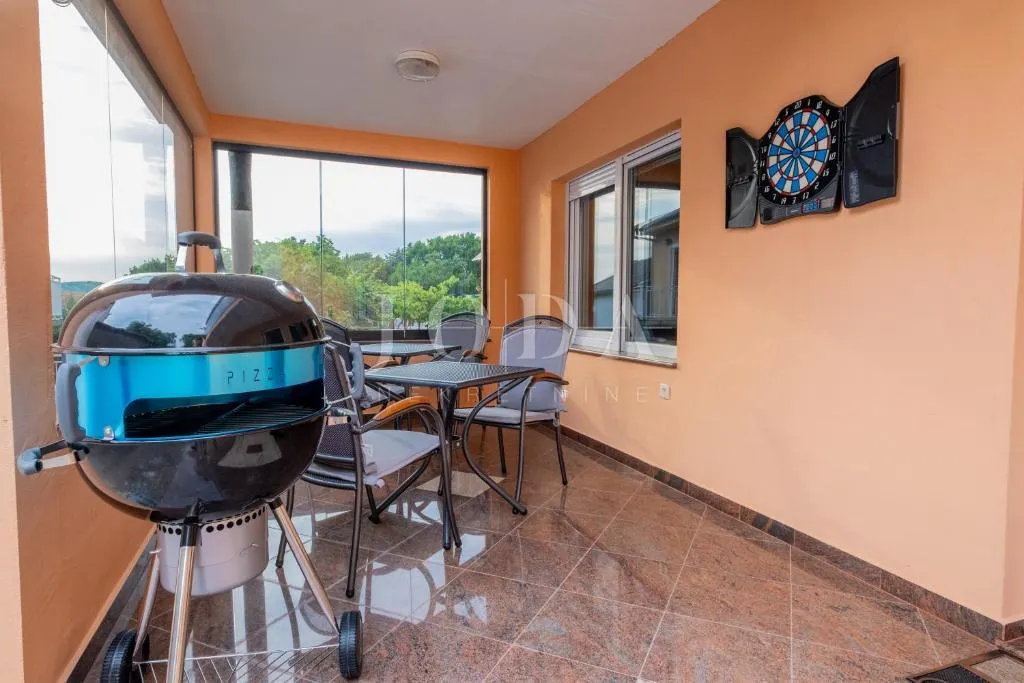 House - Novi Vinodolski, 160m2