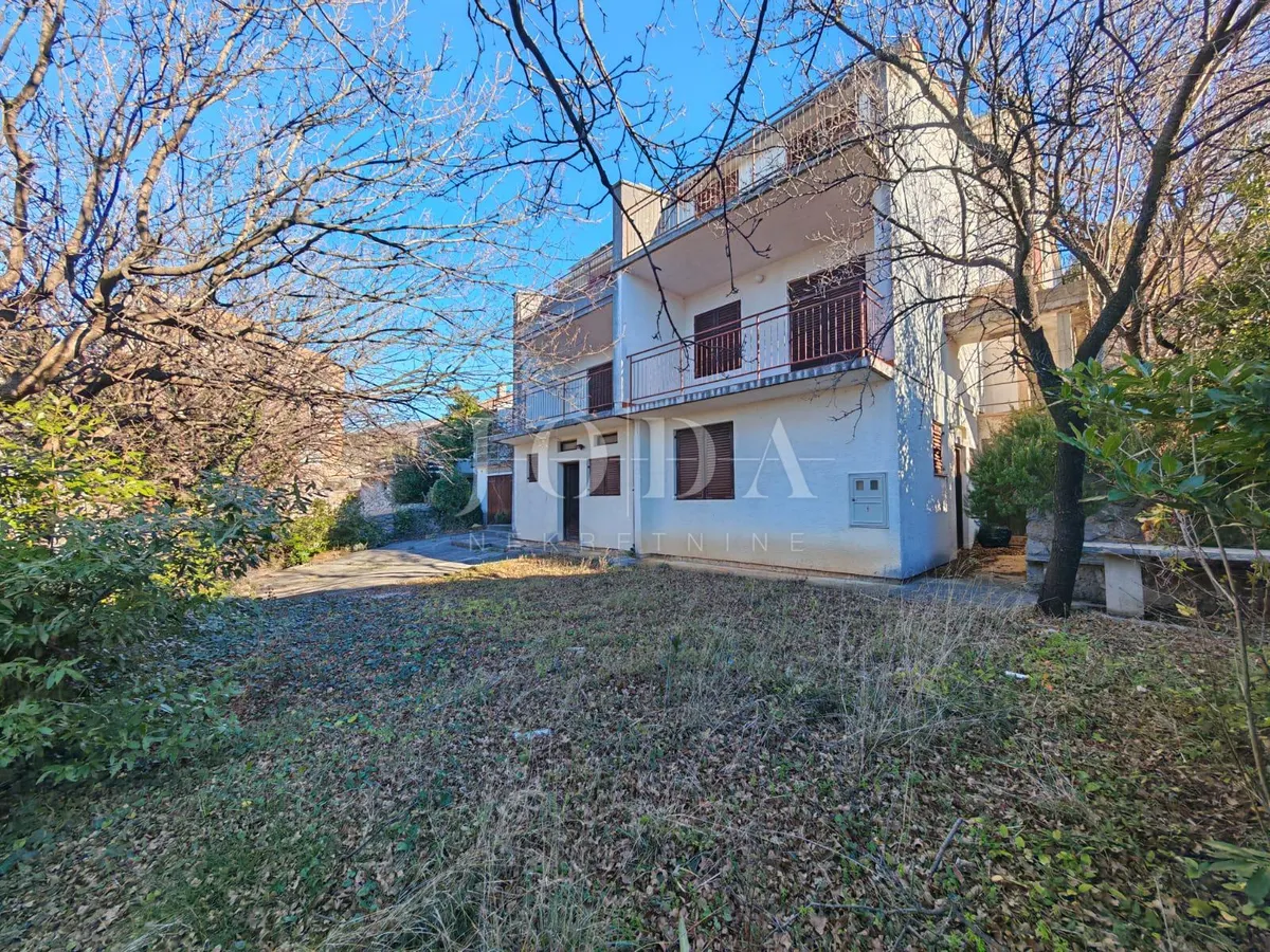 House - Novi Vinodolski, 350m2