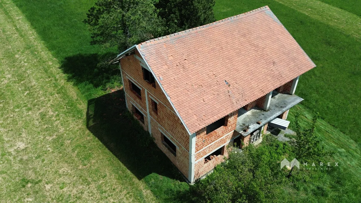 Kuća - Petrovsko, 300m2