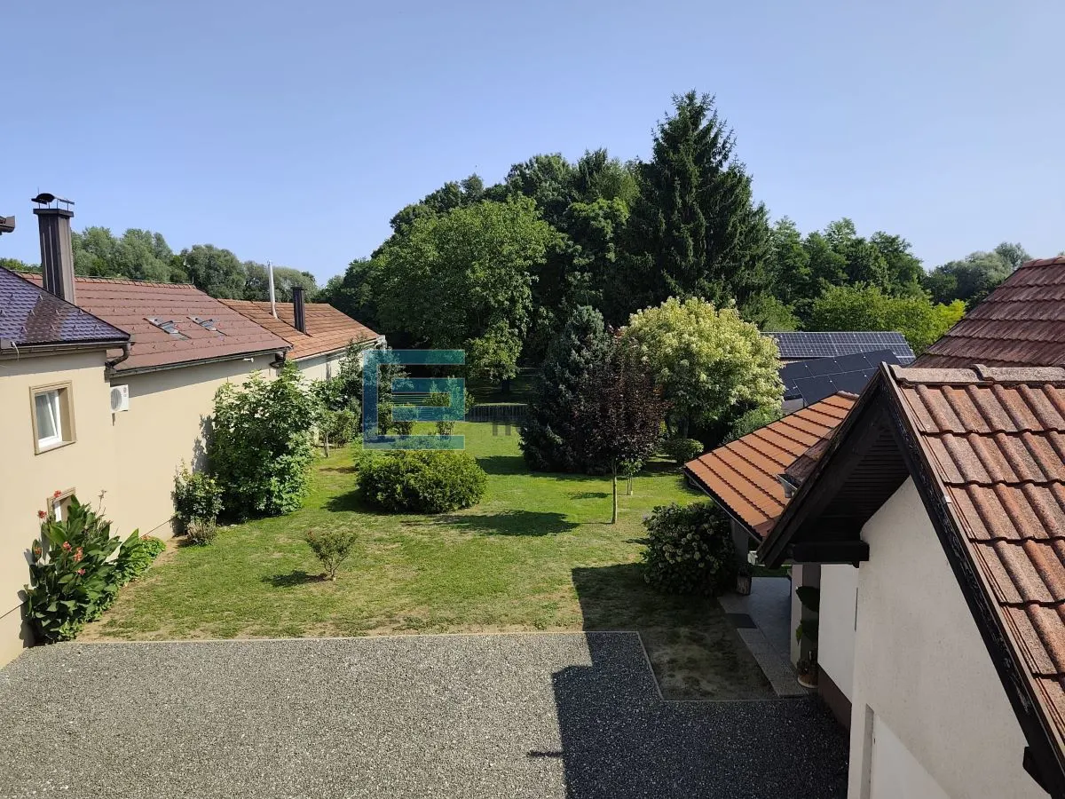 Kuća - Varaždin - Okolica, 340m2