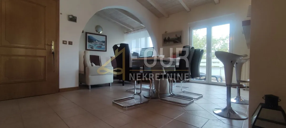 Stan - Malinska-Dubašnica, 64m2