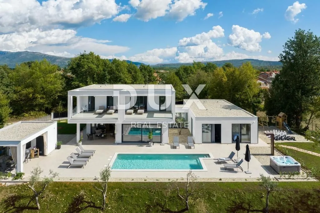 Kuća - Labin, 290m2