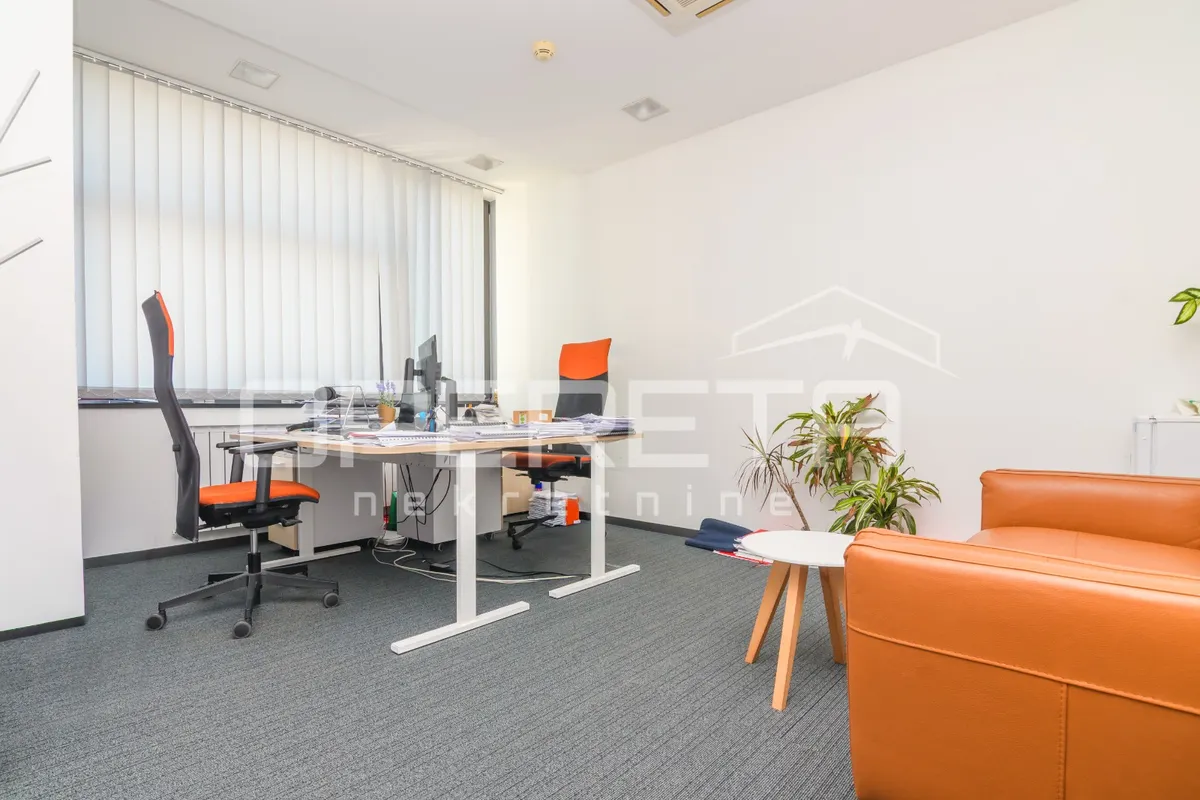 Ured - Grge Tuškana, Kvatrić, Zagreb, 65m2