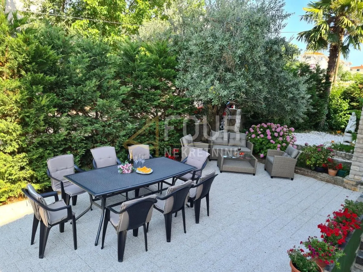 Kuća - Malinska-Dubašnica, 560m2