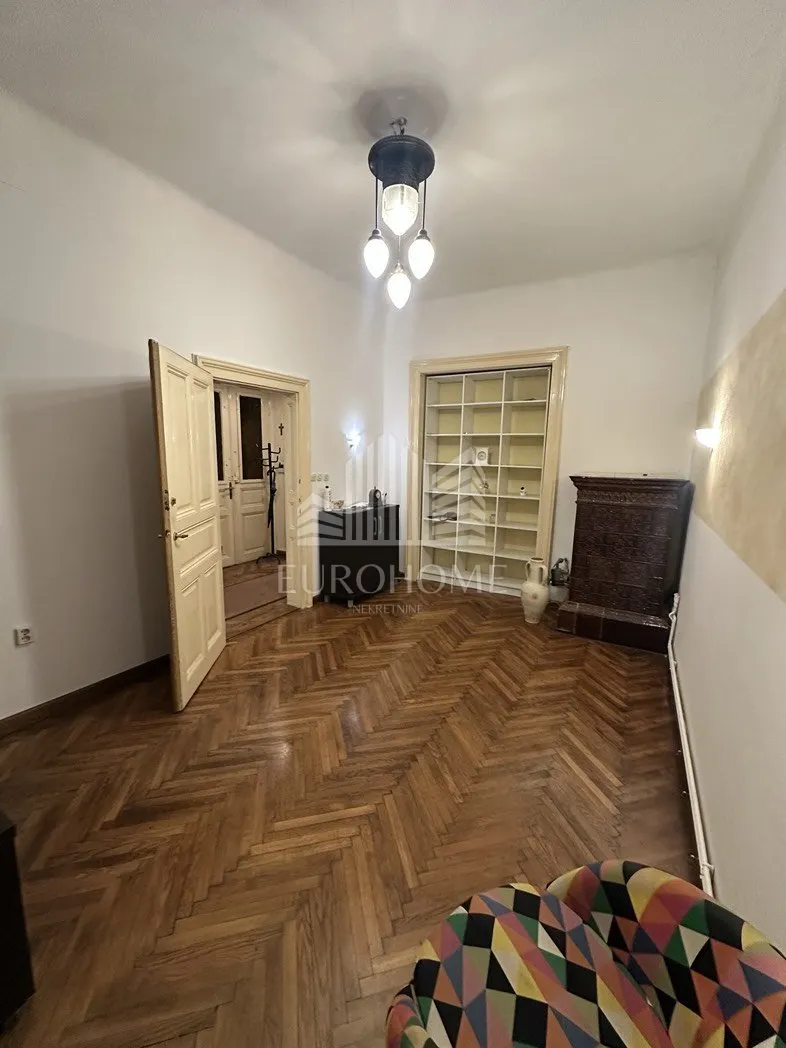 Poslovni Prostor - Donji Grad, 81m2
