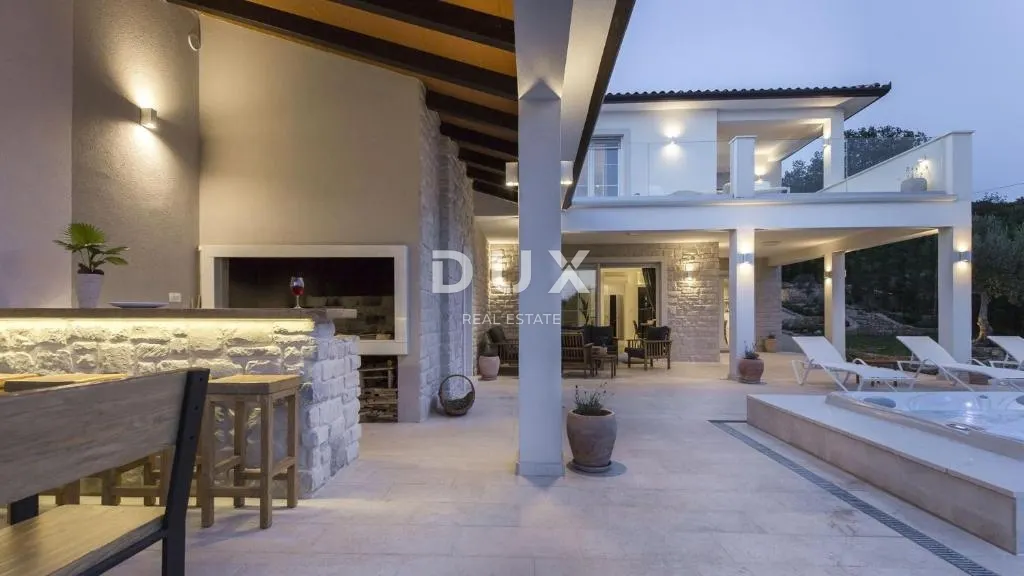 Kuća - Labin, 240m2
