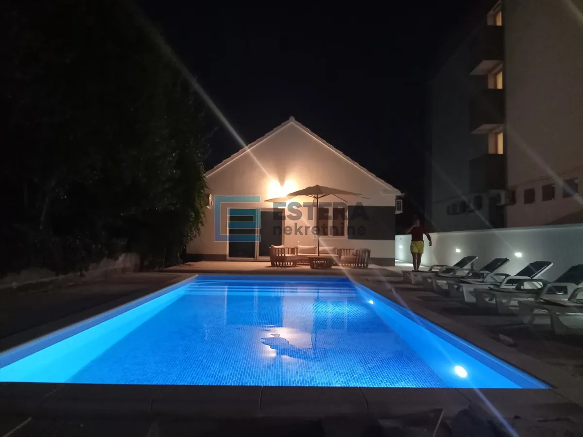 Kuća - Biograd na Moru, 81m2