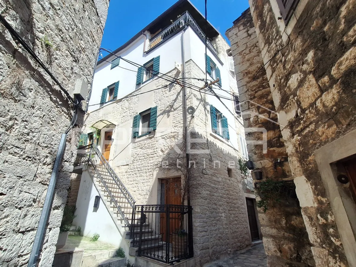 Kuća - Centar, Šibenik, Šibenik, 150m2