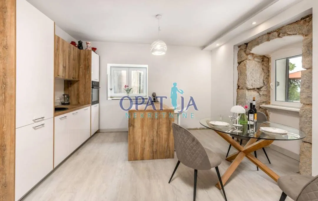 Stan - Opatija - Okolica, 100m2