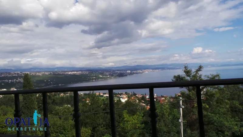 Kuća - Opatija, 160m2