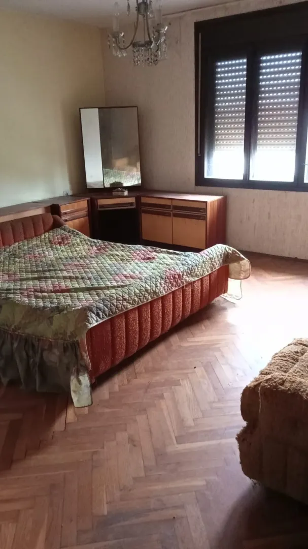House - Jastrebarsko - Okolica, 200m2