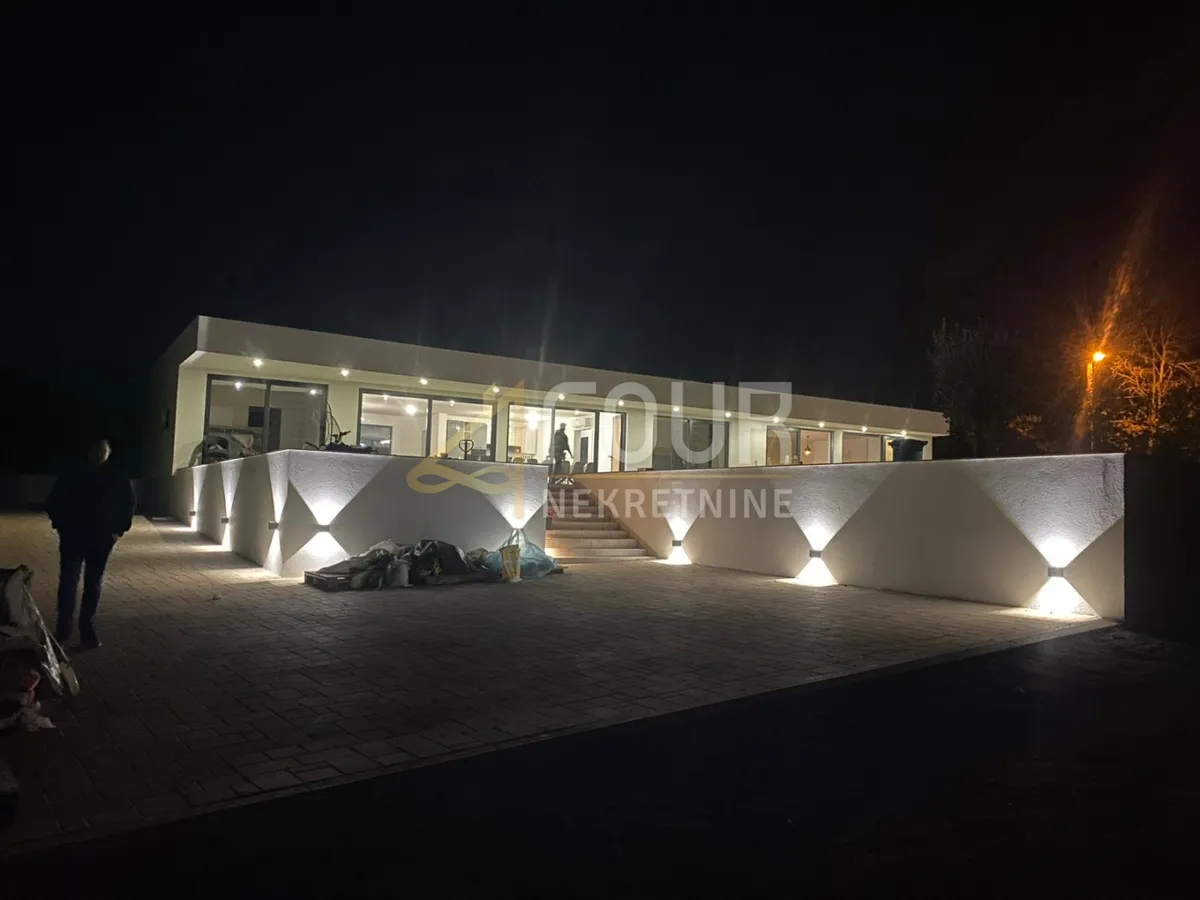 Kuća - Labin, 283m2