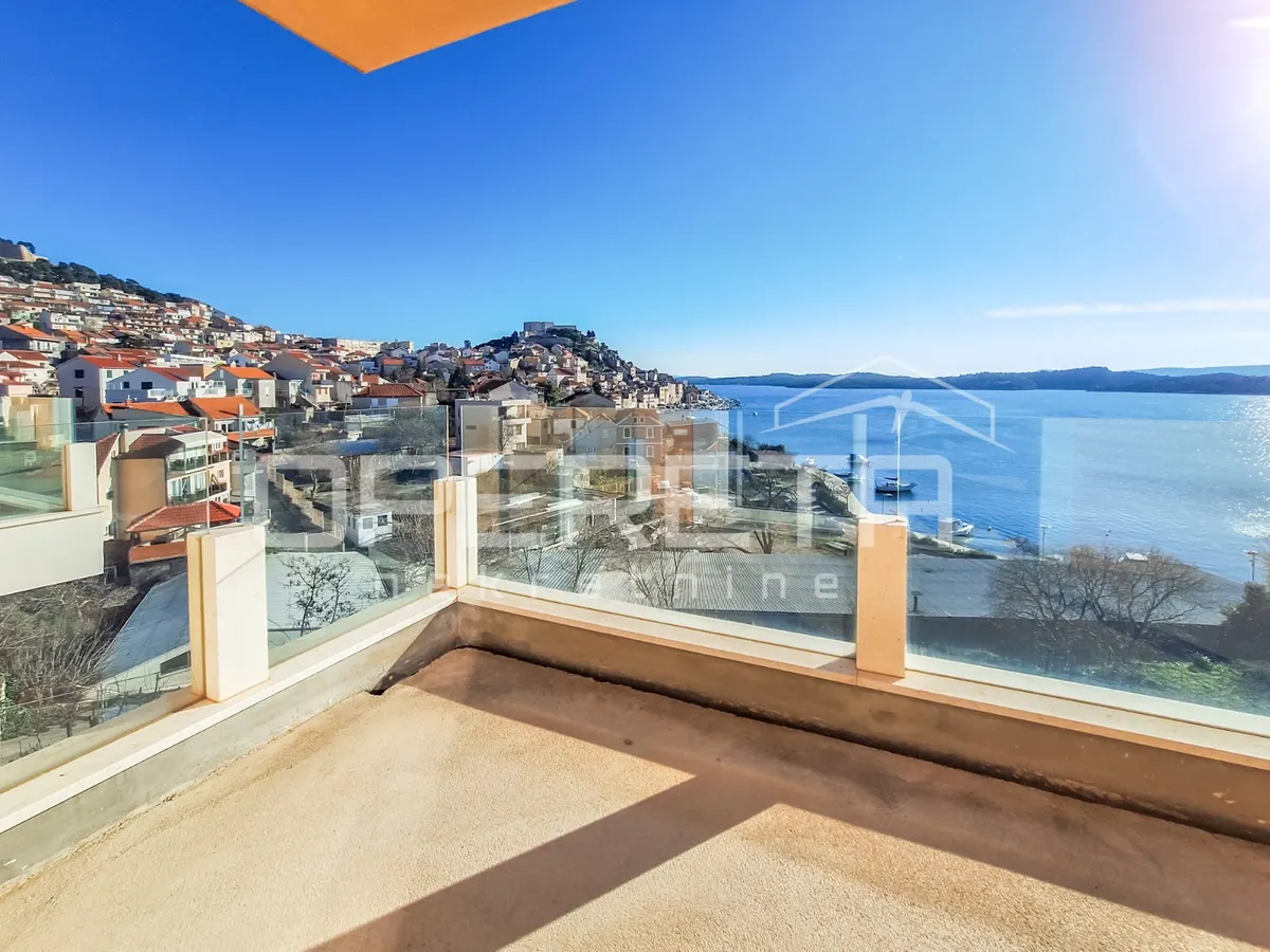 Stan - Prilaz tvornici, Šibenik, Šibenik, 139m2