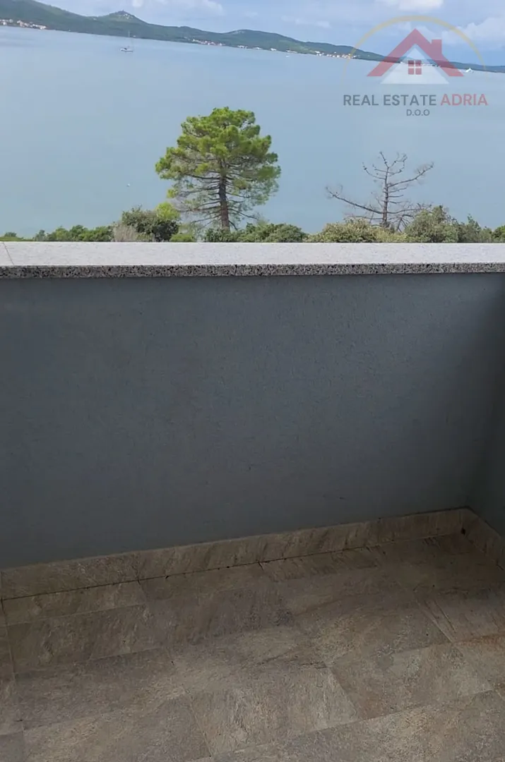 Kuća - Sveti Filip i Jakov, 200m2