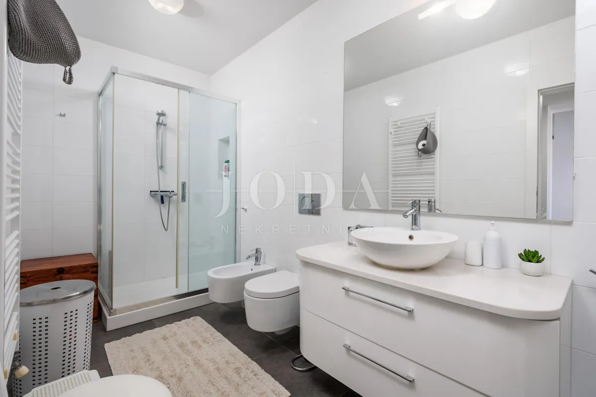 House - Senj, 220m2