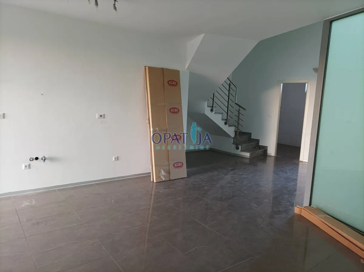 Stan - Umag, 98.56m2