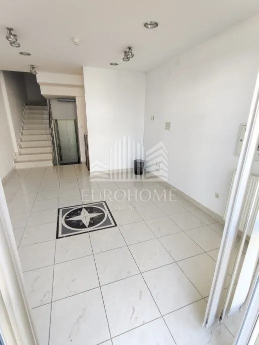 Commercial Space - Trešnjevka - Sjever, 61m2