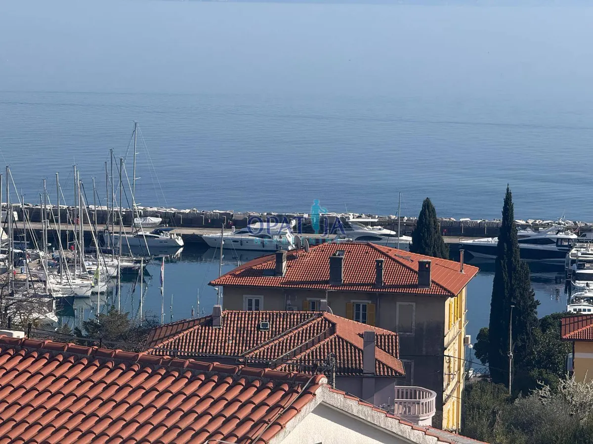 Stan - Opatija - Okolica, 182m2