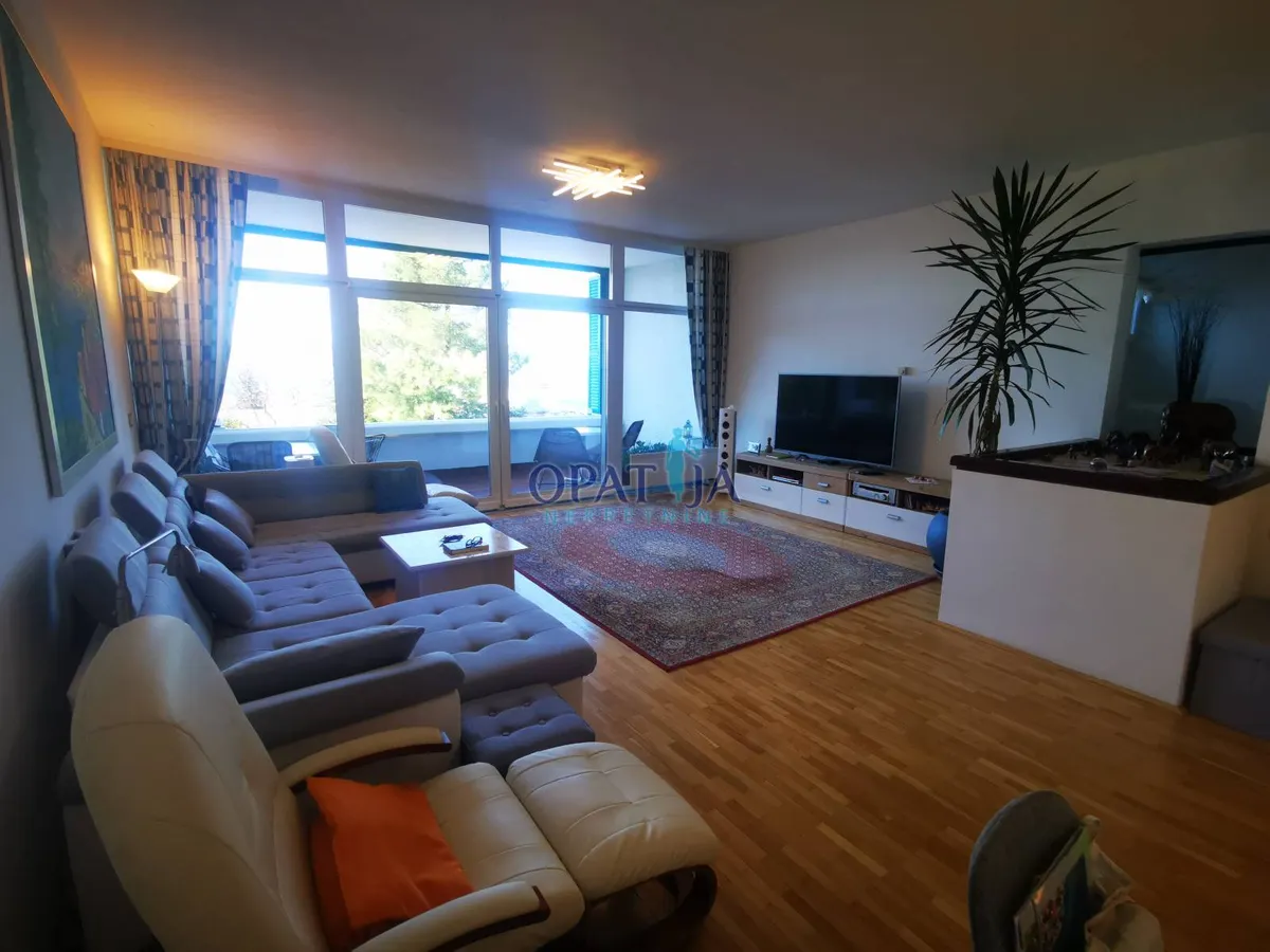 Kuća - Omišalj, 300m2