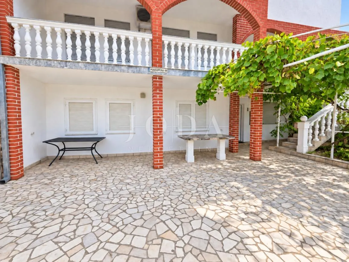 Kuća - Crikvenica, 229m2