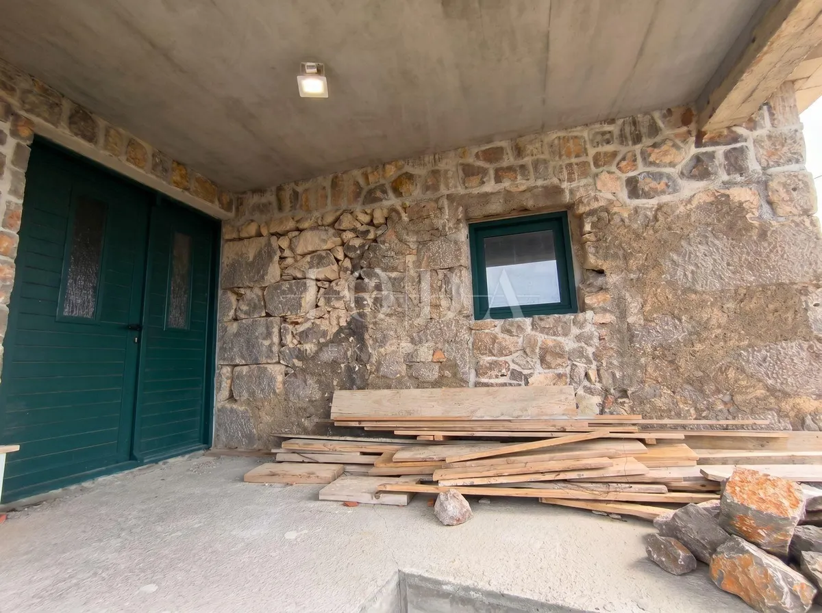 House - Senj, 102.78m2