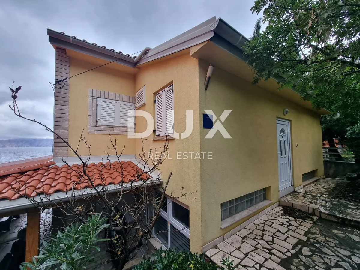 Kuća - Novi Vinodolski, 220m2