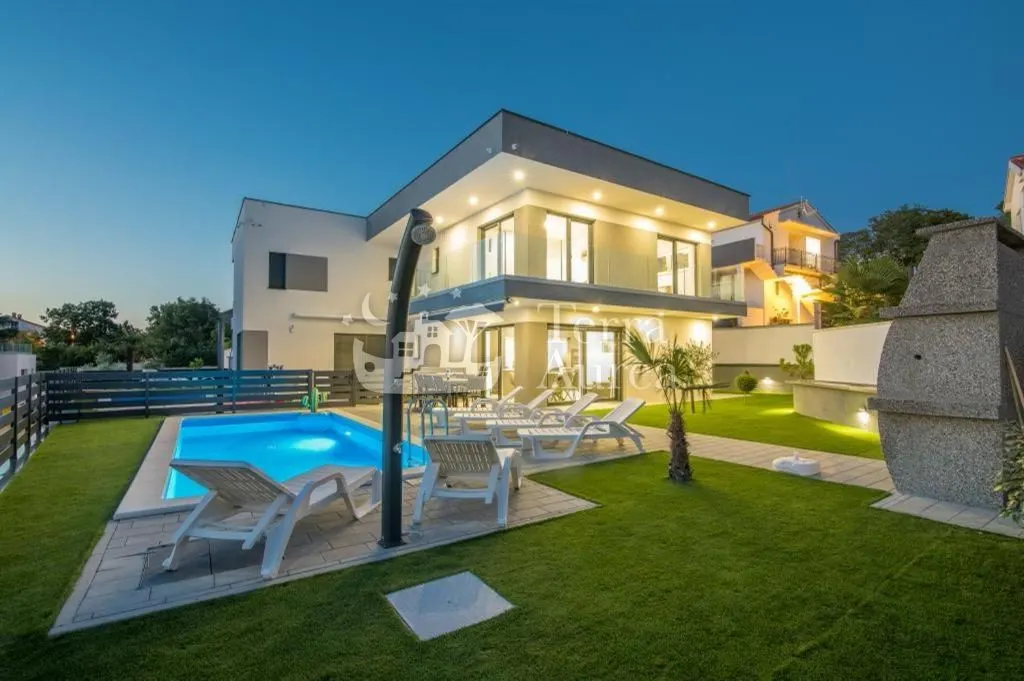Kuća - Malinska-Dubašnica, 162m2